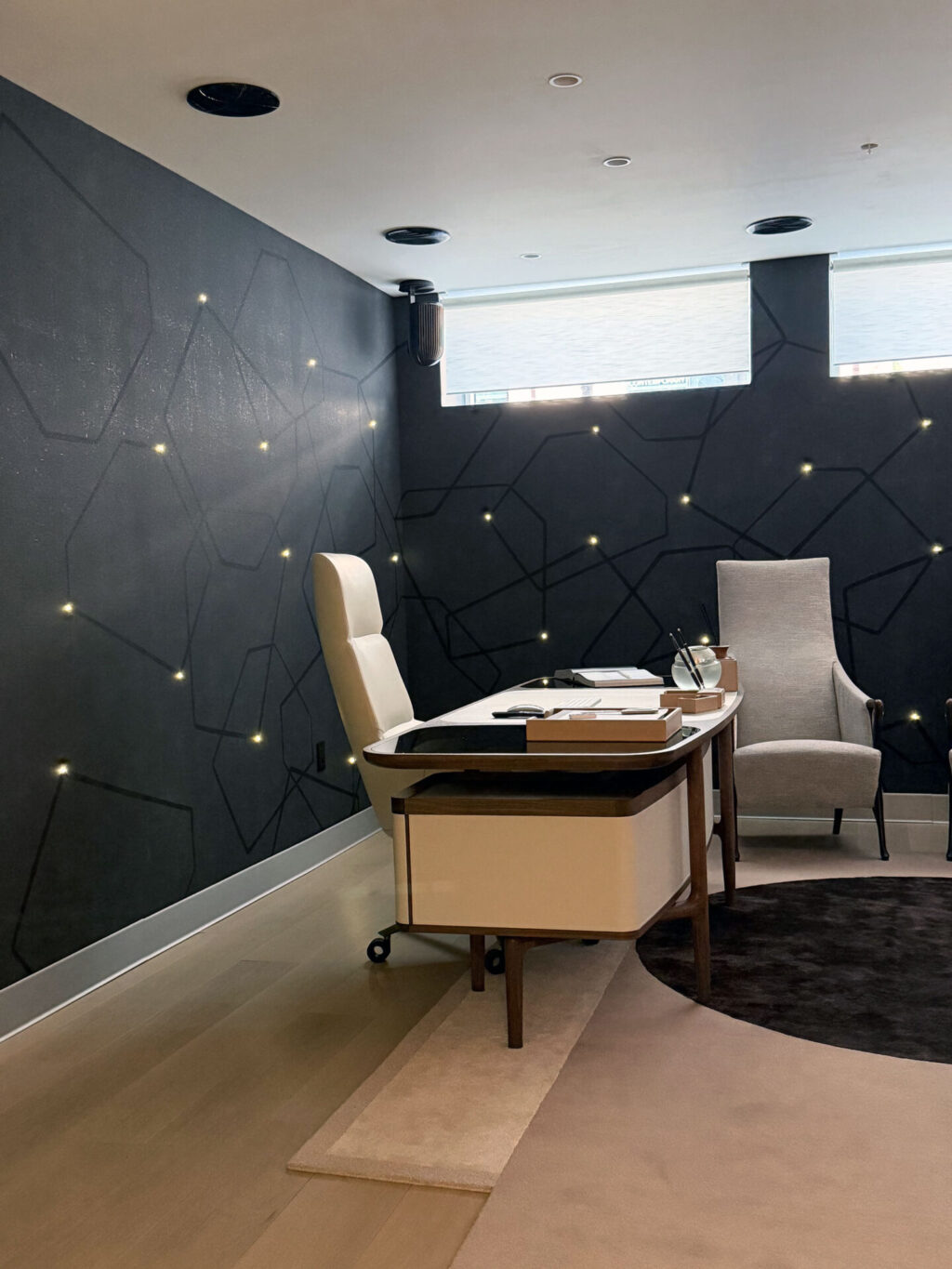 Home Office Wallpaper Ideas for a Stylish and Productive Workspace